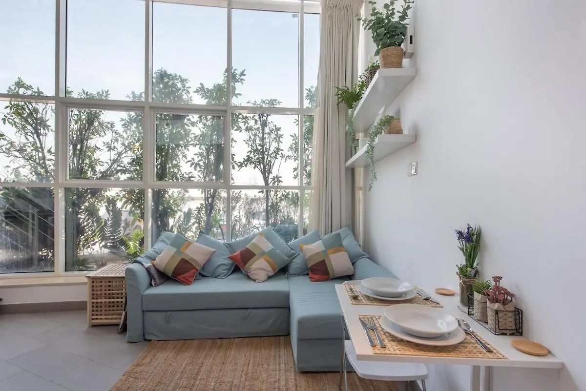 Stylish Loft-Style Studio Apartment At The Bridge In Sports City! Dubai 0*,